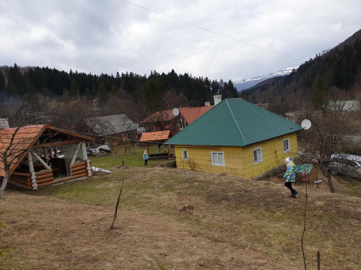 Садиба Під Гострою Szarvasháza Kültér fotó